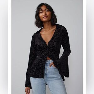 New York & Co. Long Sleeve Burnout Velvet Top